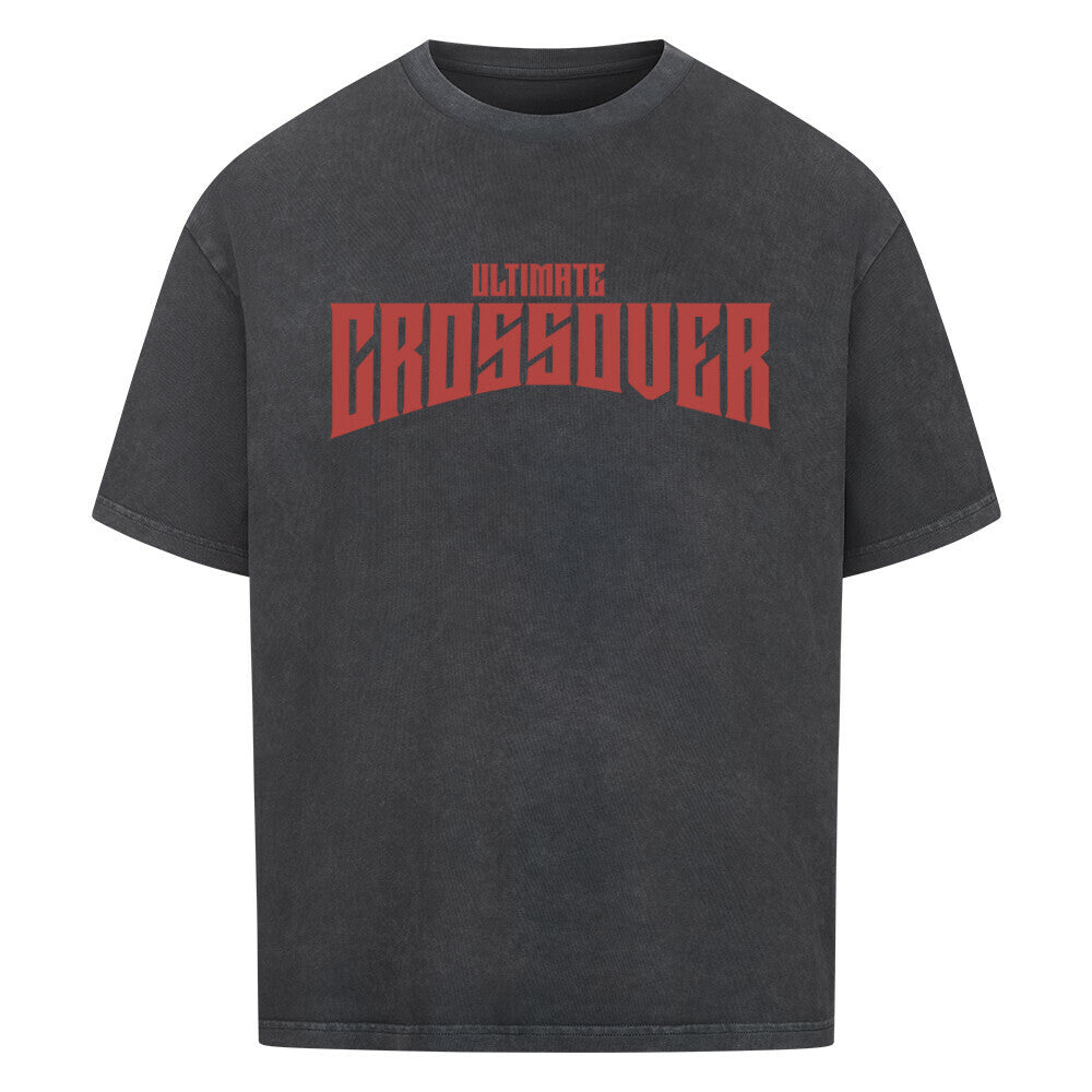 Washed Schwarzes Oversized Basketball T-Shirt mit dem roten Print „ULTIMATE CROSSOVER“ in einer dominanten, gebogenen Schriftart. Aus 100% Baumwolle.