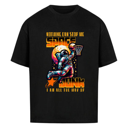 Schwarzes Oversized T-Shirt mit buntem Retro-Print eines Astronauten, der einen „Space Dunk“ (Basketball) vor einem Planeten macht. Mit dem orangefarbenen Slogan „NOTHING CAN STOP ME“ und „I AM ALL THE WAY UP“. 100% Premium Baumwolle